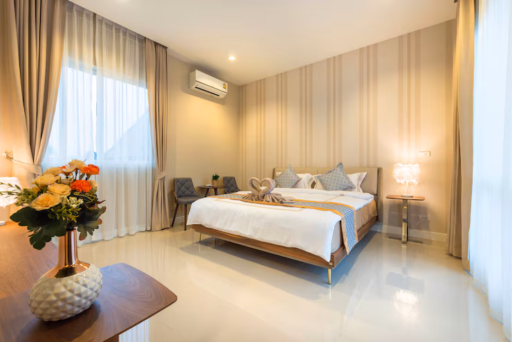 room-img